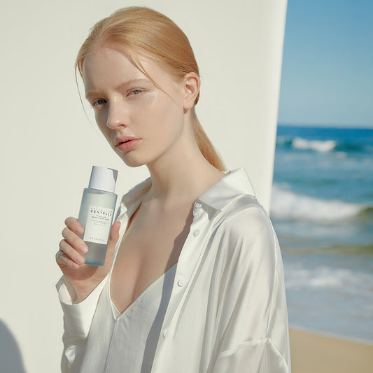 Toner Iluminator cu Acid Hyaluronic si Centella Hyalu-Cica 210 ml Skin1004